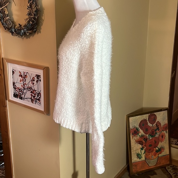 SHOW ME YOUR MUMU Size Medium Fuzzy Crop Varsity Sweater Nubby Ecru Ivory Soft - Picture 5 of 16